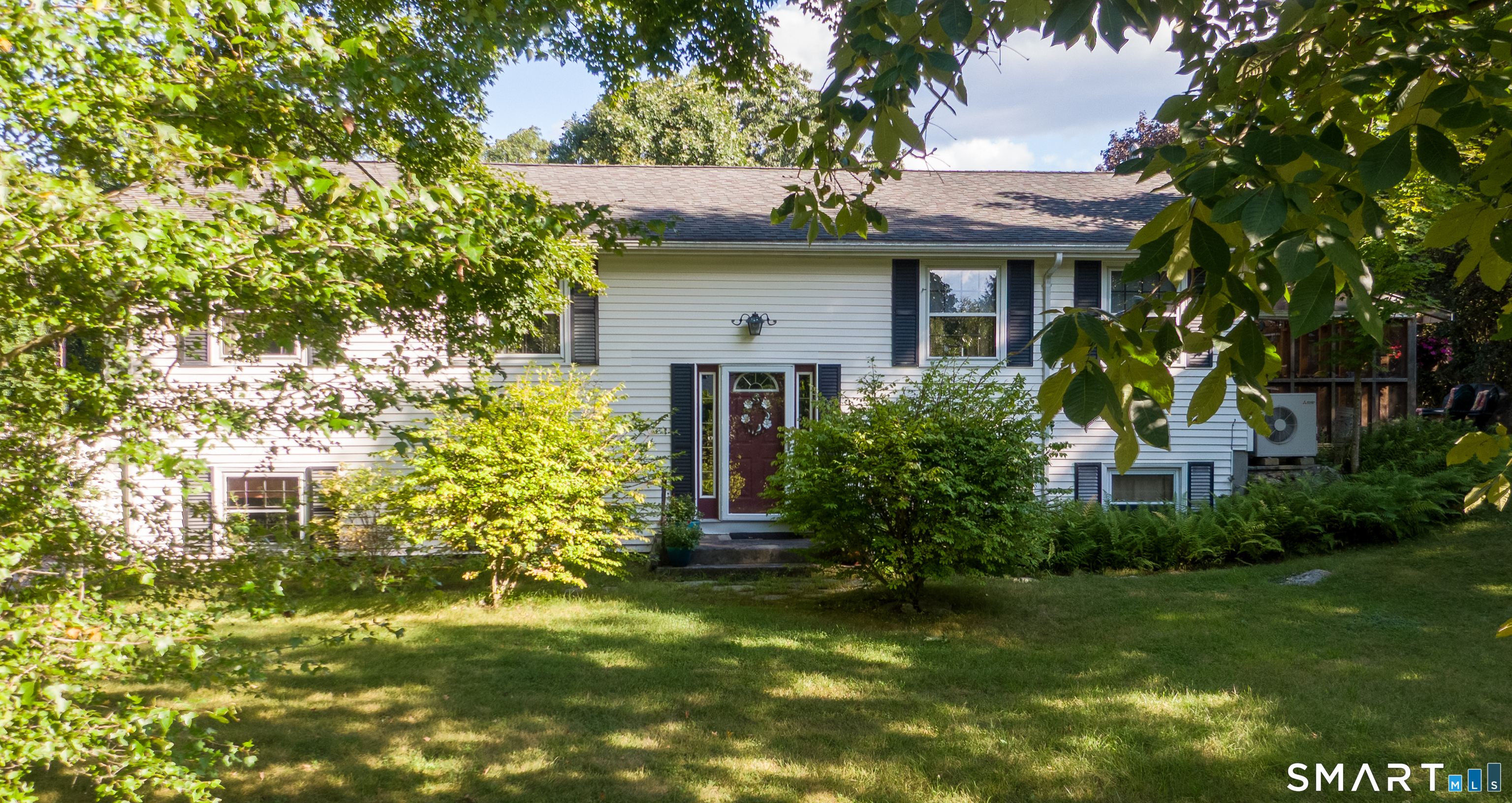 1 Corttiss Road Thompson CT 06255