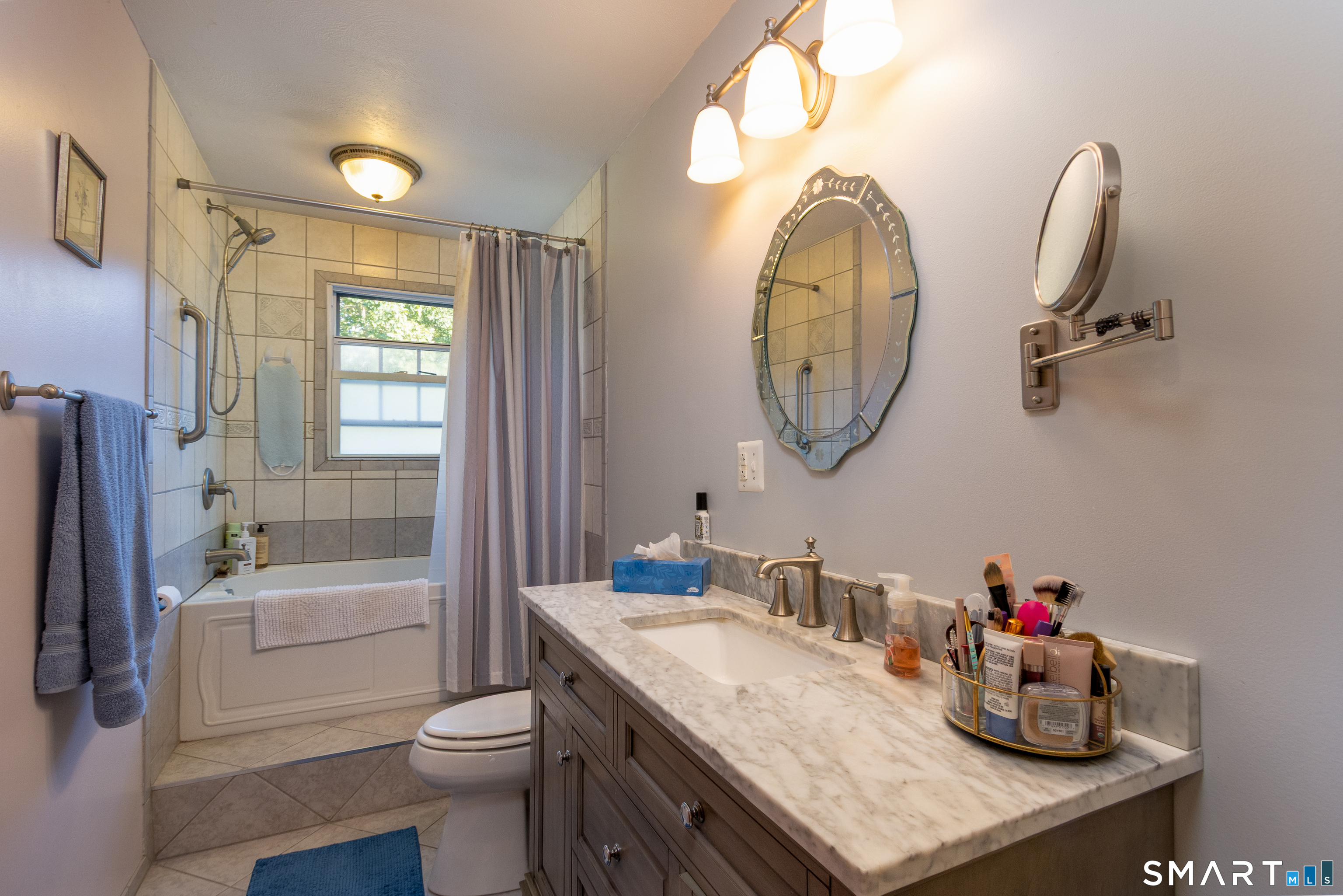 1 Corttiss Road Thompson CT 06255