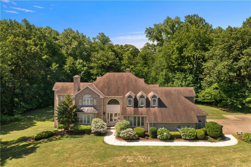 14 Guenevere Court Hamden CT 06518