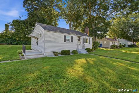 14 Biscayne Boulevard Old Lyme CT 06371