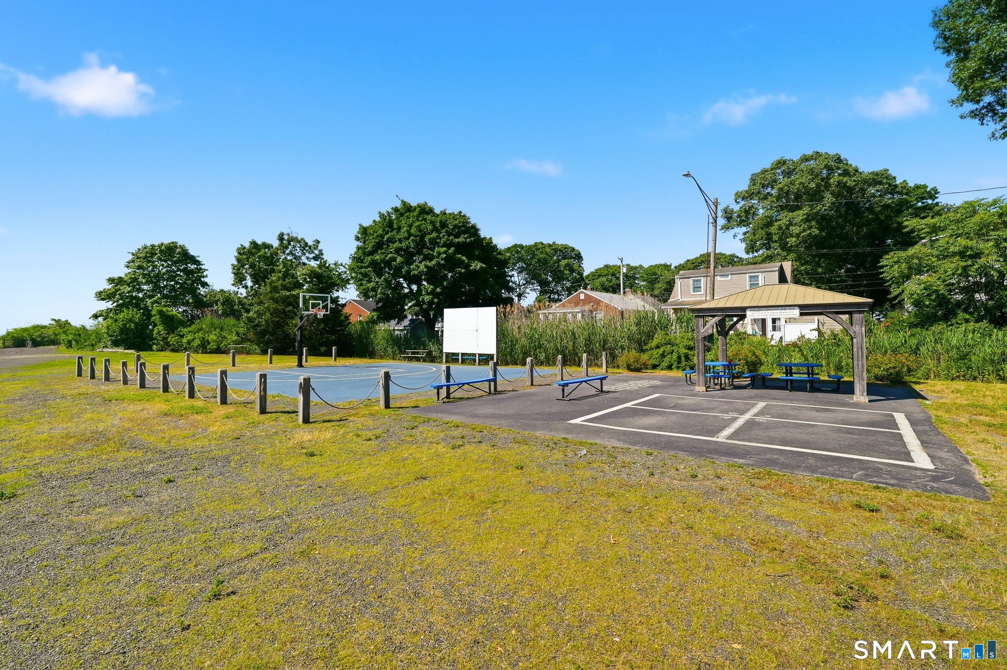 14 Biscayne Boulevard Old Lyme CT 06371