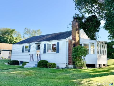14 Biscayne Boulevard Old Lyme CT 06371