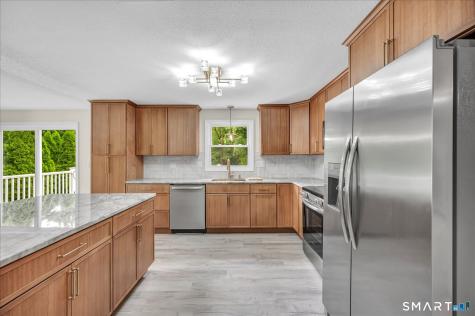 22 Settler Circle Windsor CT 06095
