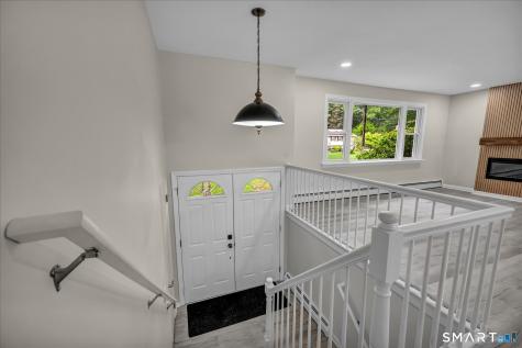 22 Settler Circle Windsor CT 06095