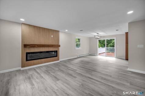 22 Settler Circle Windsor CT 06095