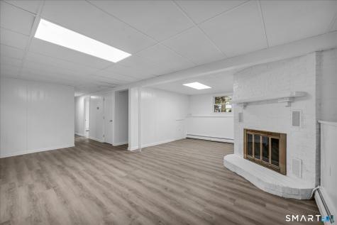 22 Settler Circle Windsor CT 06095