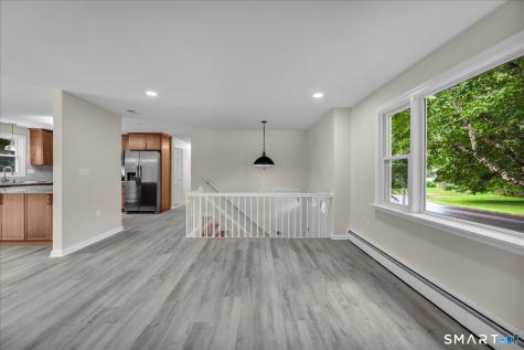 22 Settler Circle Windsor CT 06095