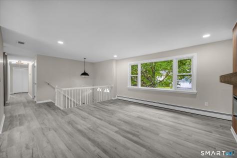 22 Settler Circle Windsor CT 06095