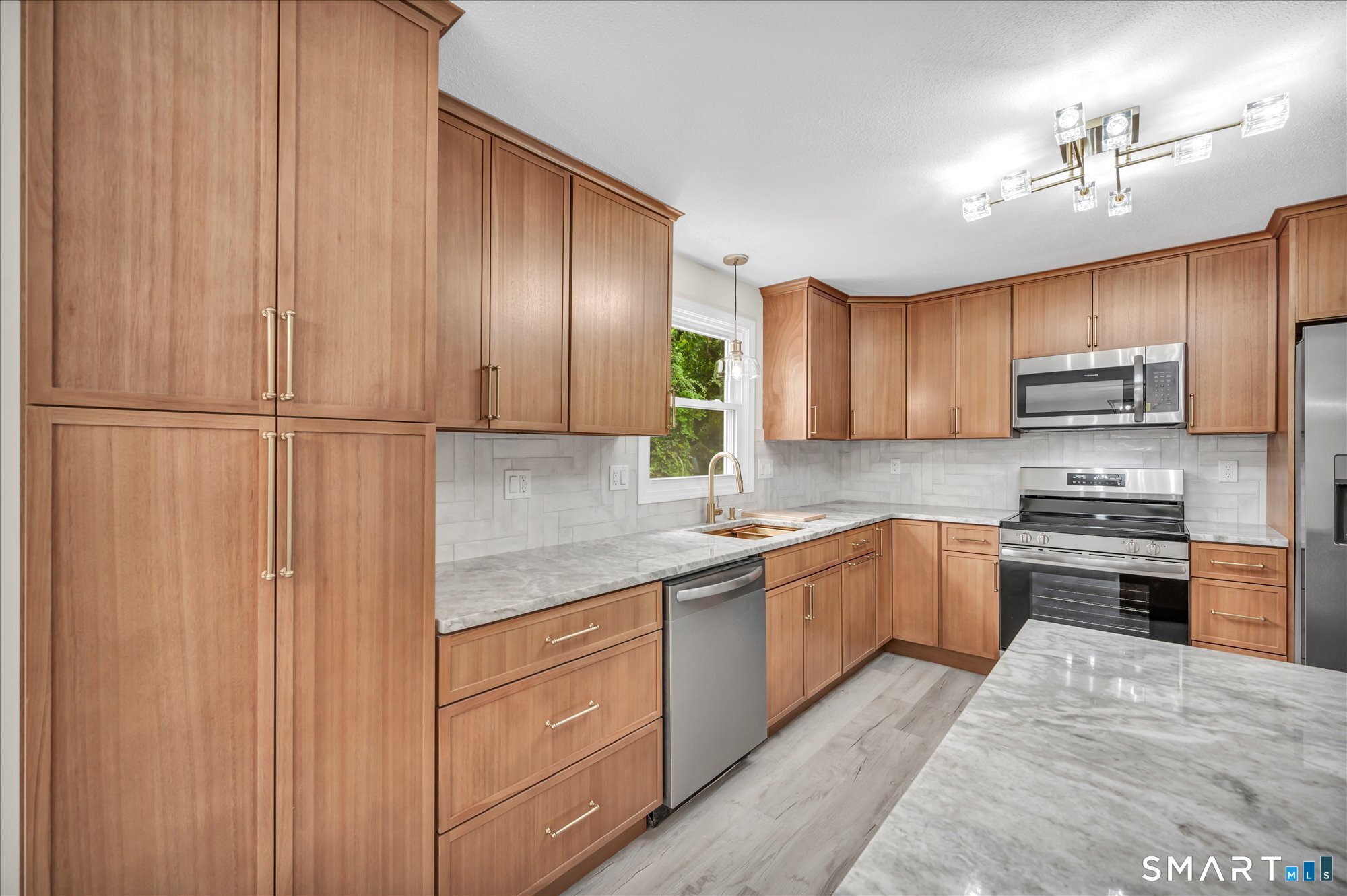 22 Settler Circle Windsor CT 06095