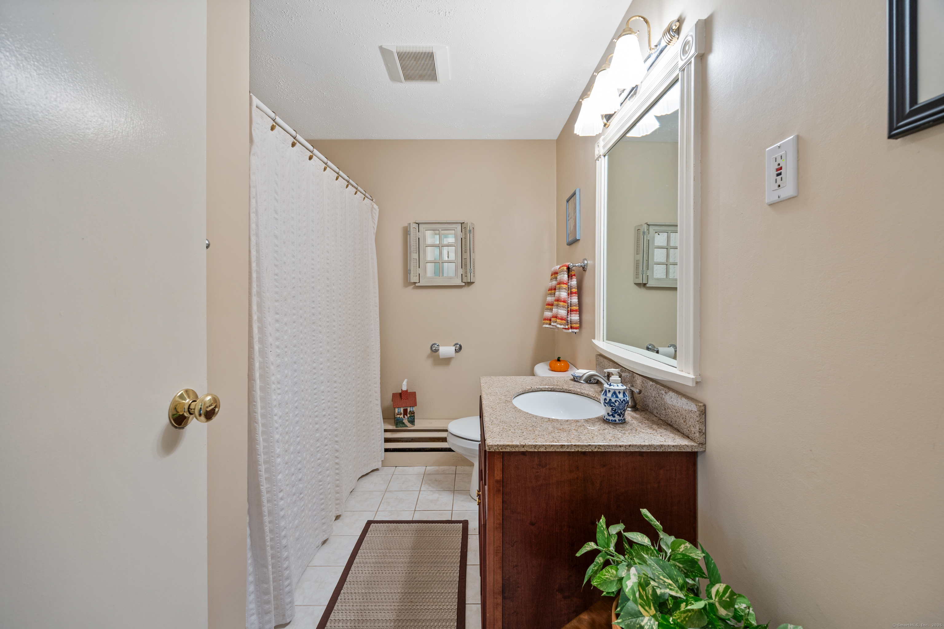 54 Pinewood Drive Farmington CT 06032