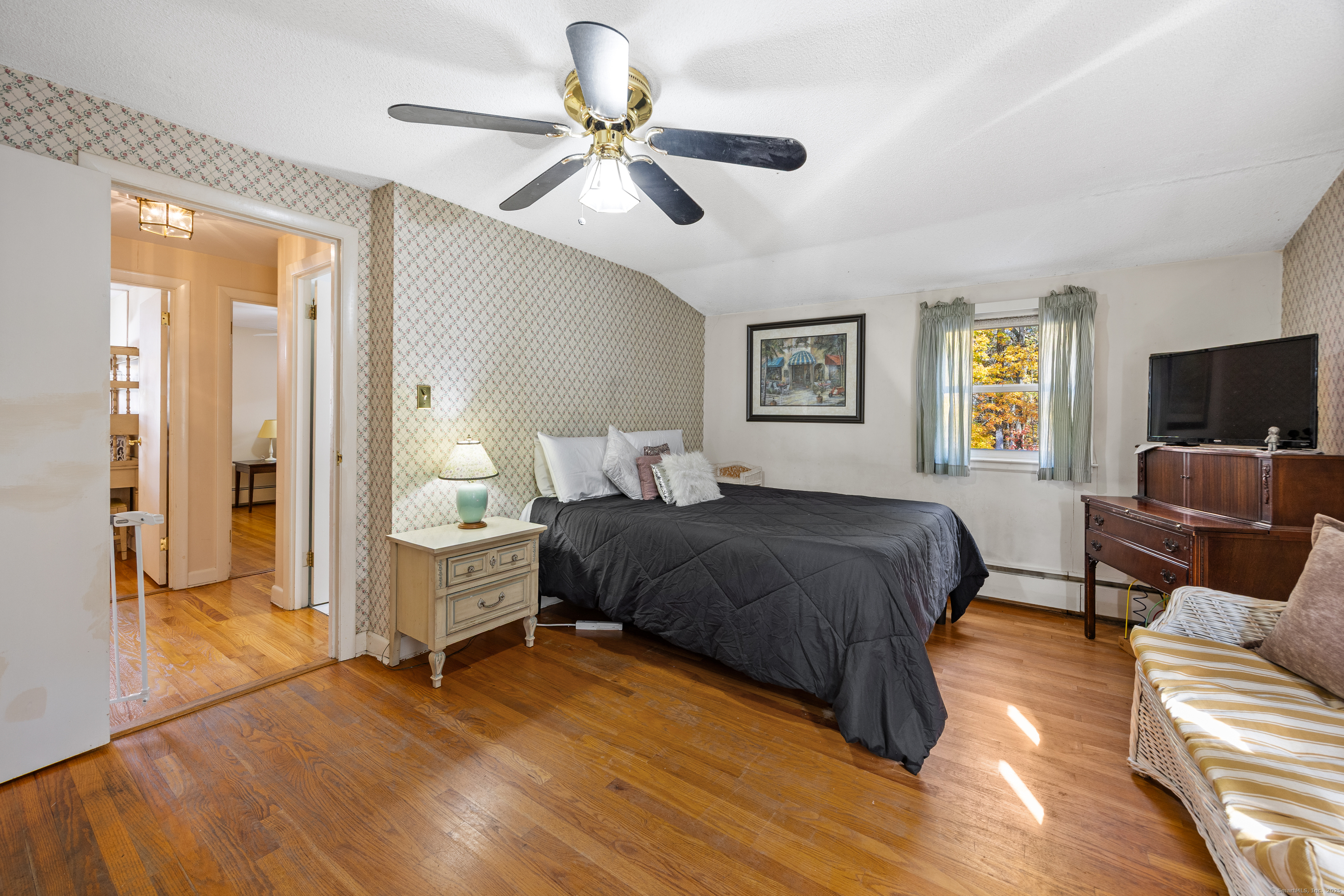 54 Pinewood Drive Farmington CT 06032