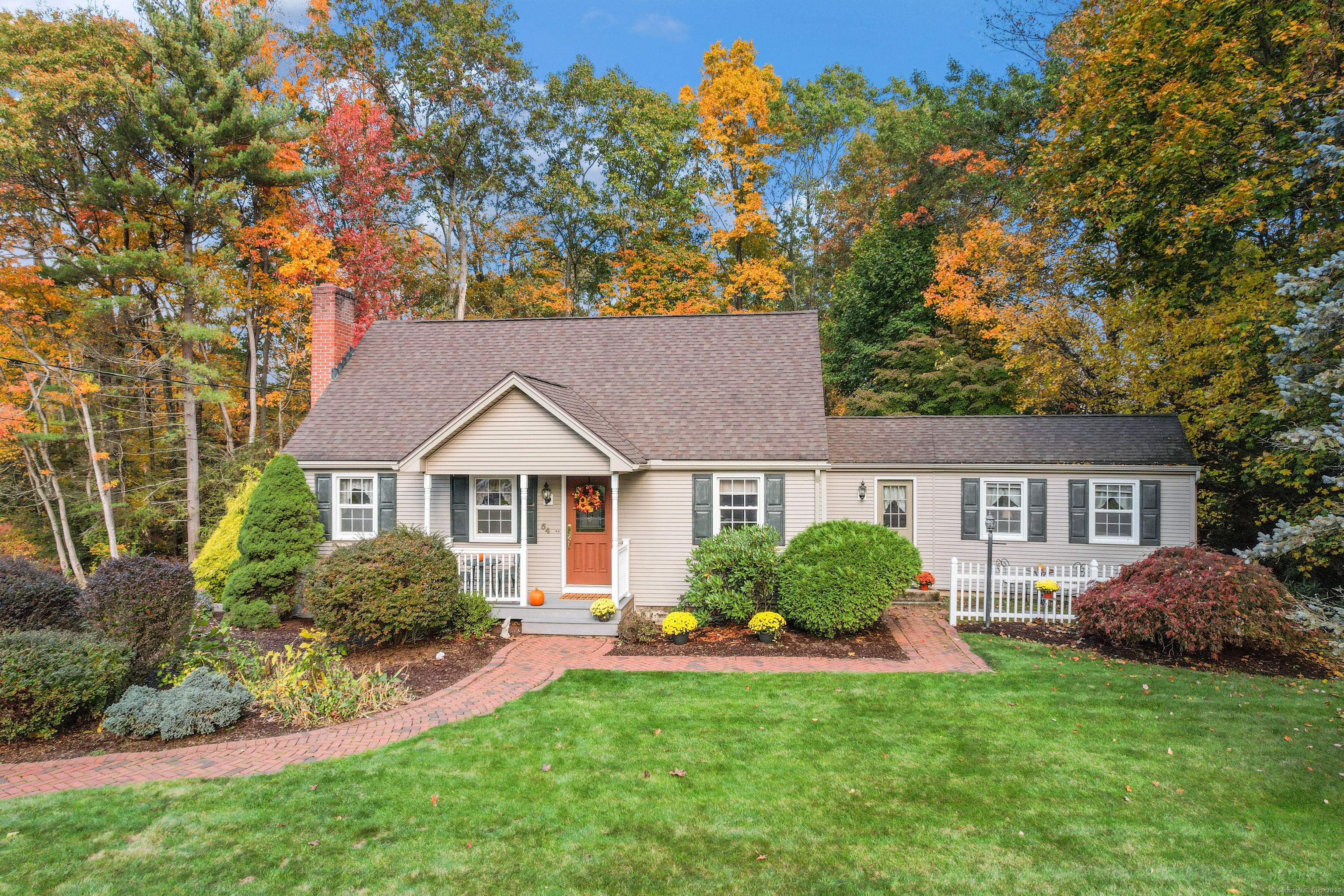 54 Pinewood Drive Farmington CT 06032