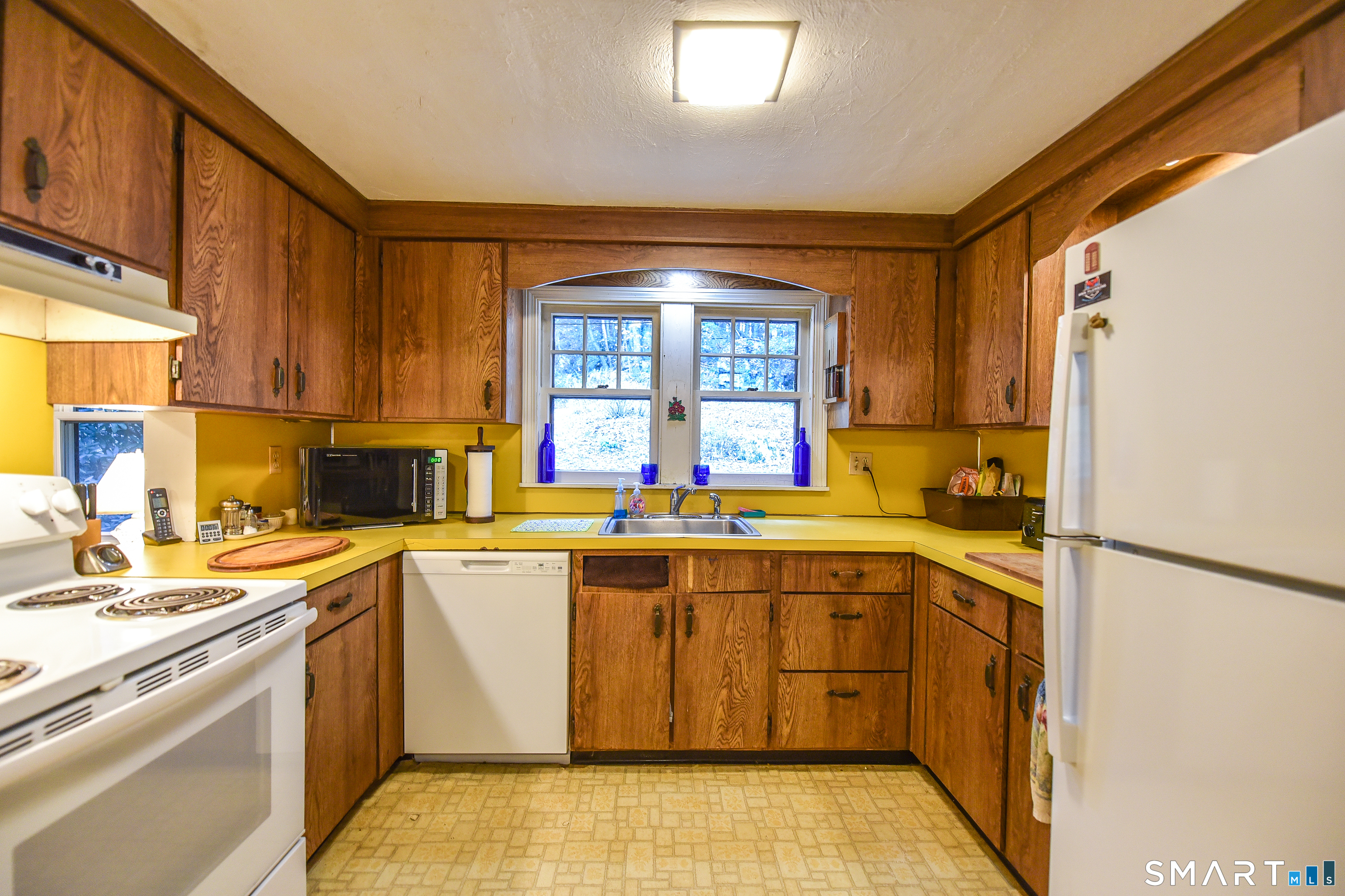 24 Albough Road Barkhamsted CT 06063