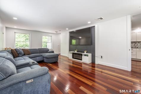 50 Chidsey Road Avon CT 06001