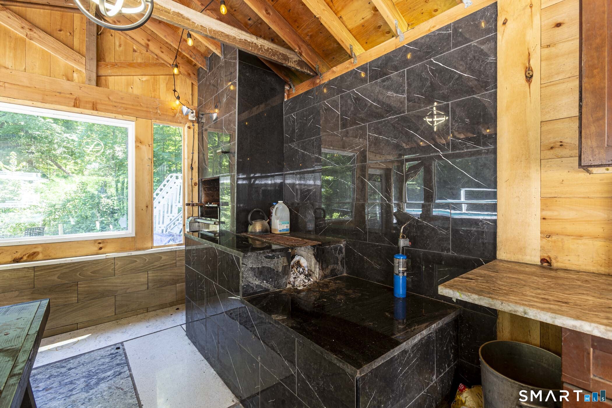 50 Chidsey Road Avon CT 06001