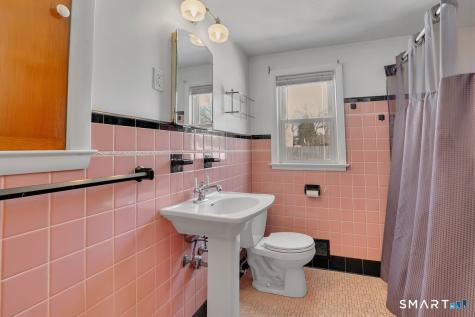 50 Davis Road East Hartford CT 06118