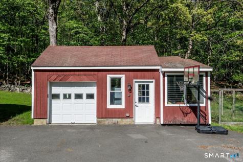 44 Aunt Pattys West Lane Bethel CT 06801