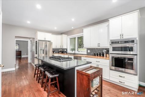 44 Aunt Pattys West Lane Bethel CT 06801