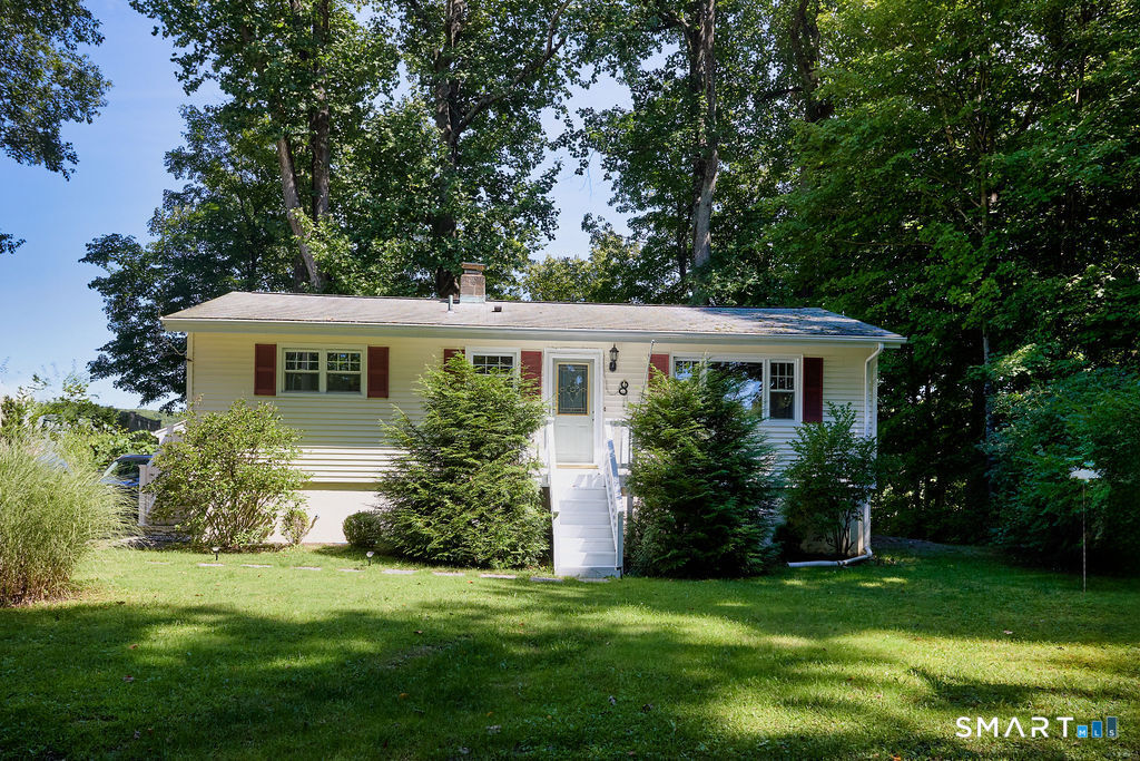 8 Lakeside Drive Extension Ridgefield CT 06877