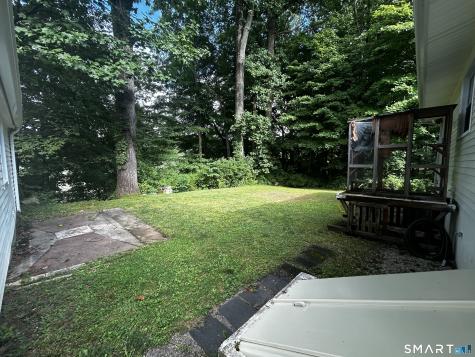 8 Lakeside Drive Extension Ridgefield CT 06877