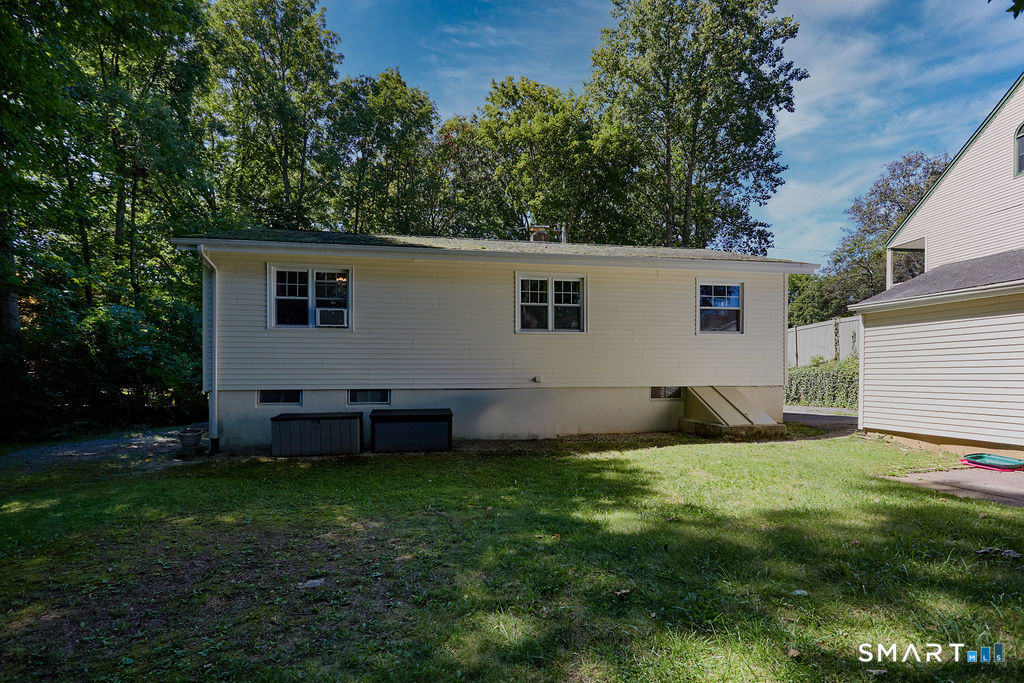 8 Lakeside Drive Extension Ridgefield CT 06877