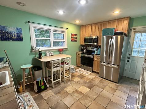 8 Lakeside Drive Extension Ridgefield CT 06877