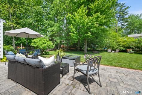43 Crabapple Road West Hartford CT 06117