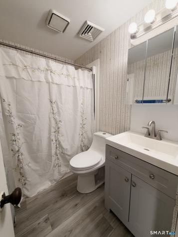 4 Elmwood Road Wallingford CT 06492