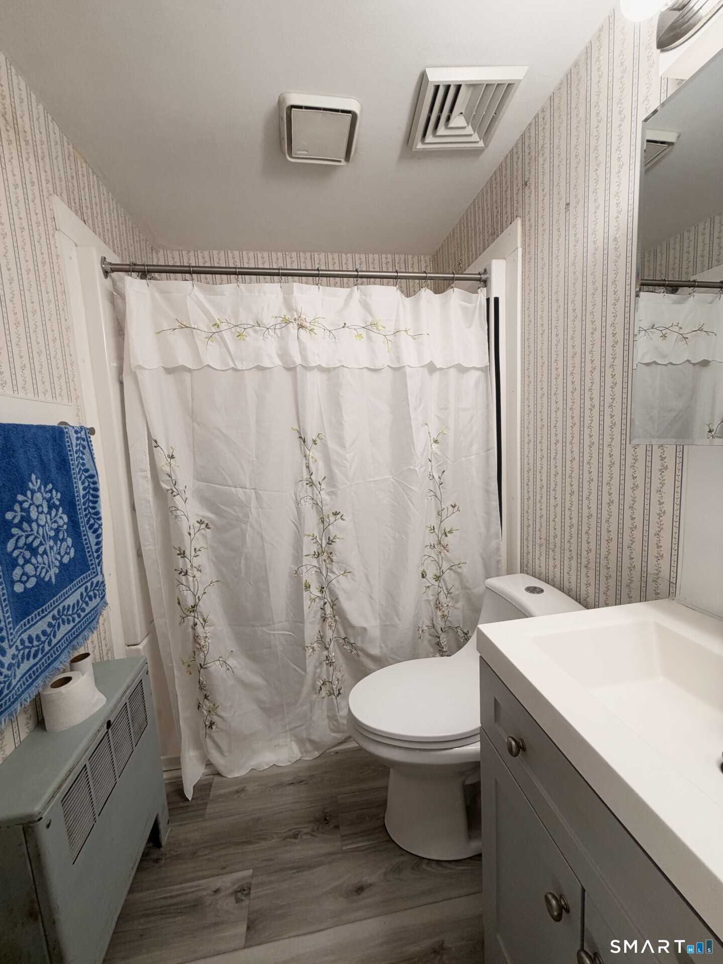 4 Elmwood Road Wallingford CT 06492