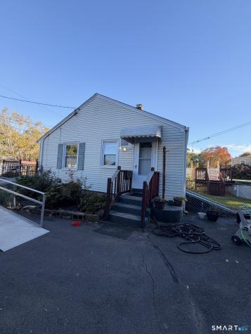 4 Elmwood Road Wallingford CT 06492