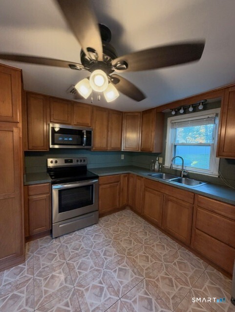 4 Elmwood Road Wallingford CT 06492