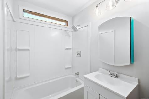 106 Tripp Hollow Road Brooklyn CT 06234