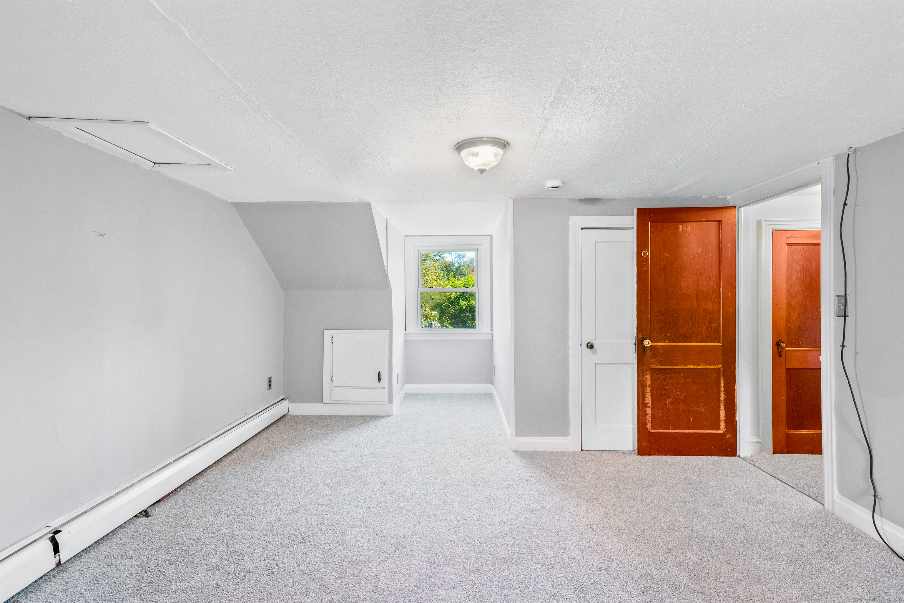 106 Tripp Hollow Road Brooklyn CT 06234