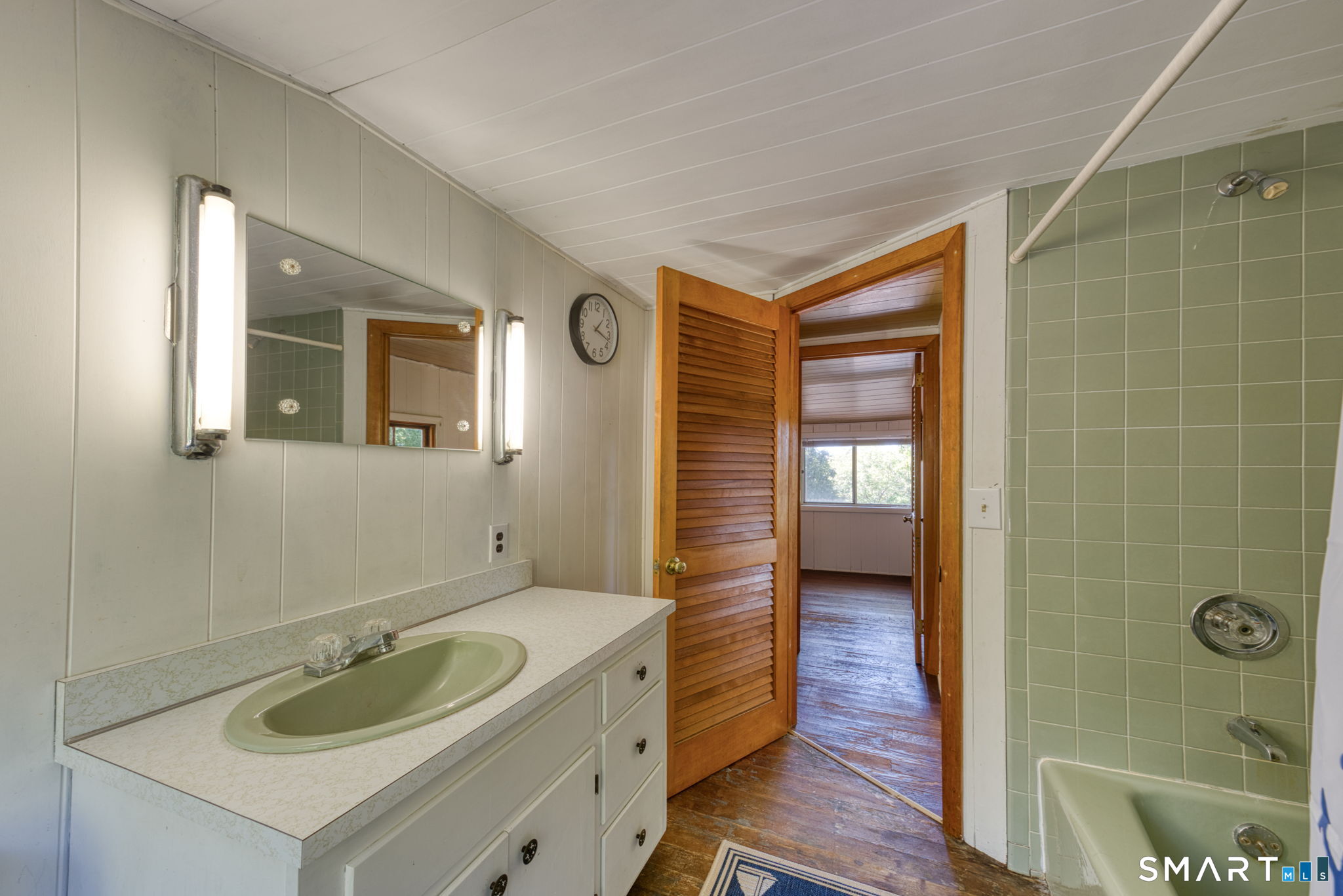 18 Brook Trail East Hampton CT 06424