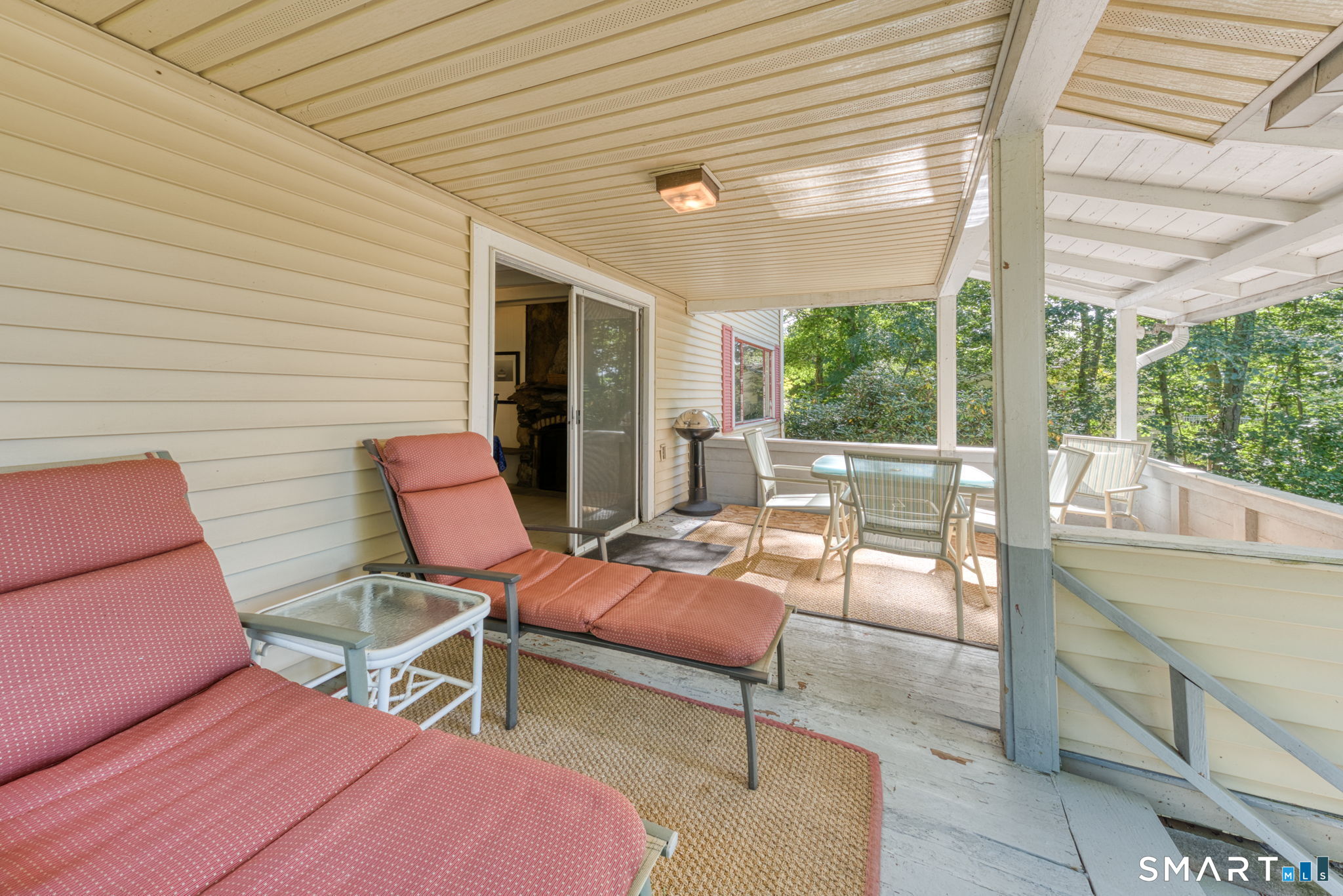18 Brook Trail East Hampton CT 06424
