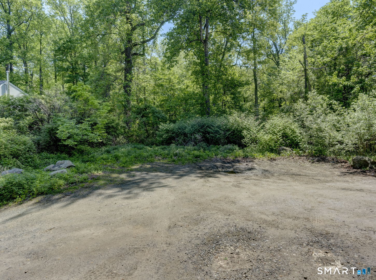 18 Brook Trail East Hampton CT 06424