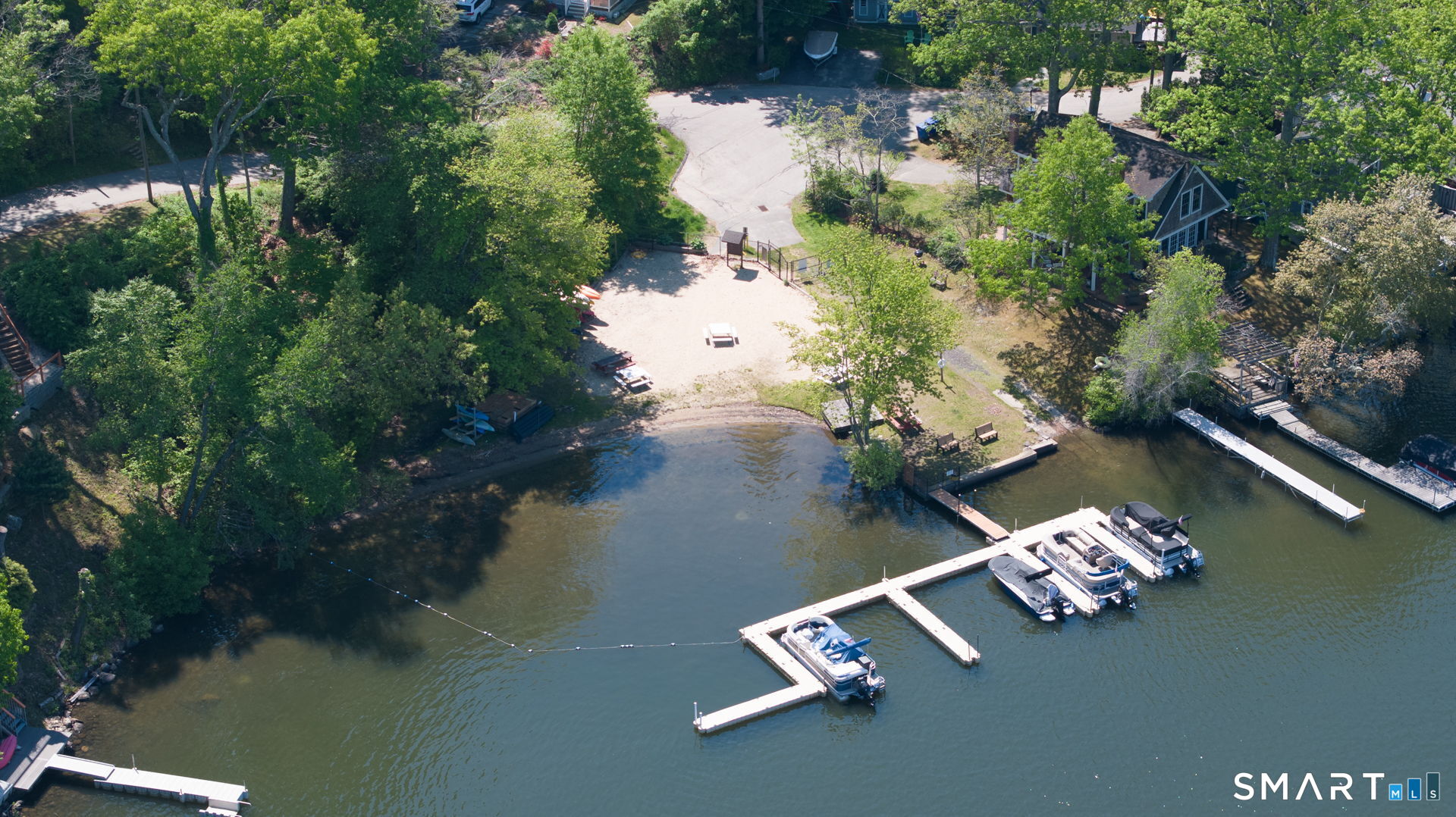 18 Brook Trail East Hampton CT 06424