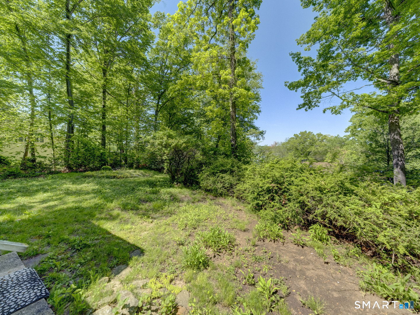 18 Brook Trail East Hampton CT 06424