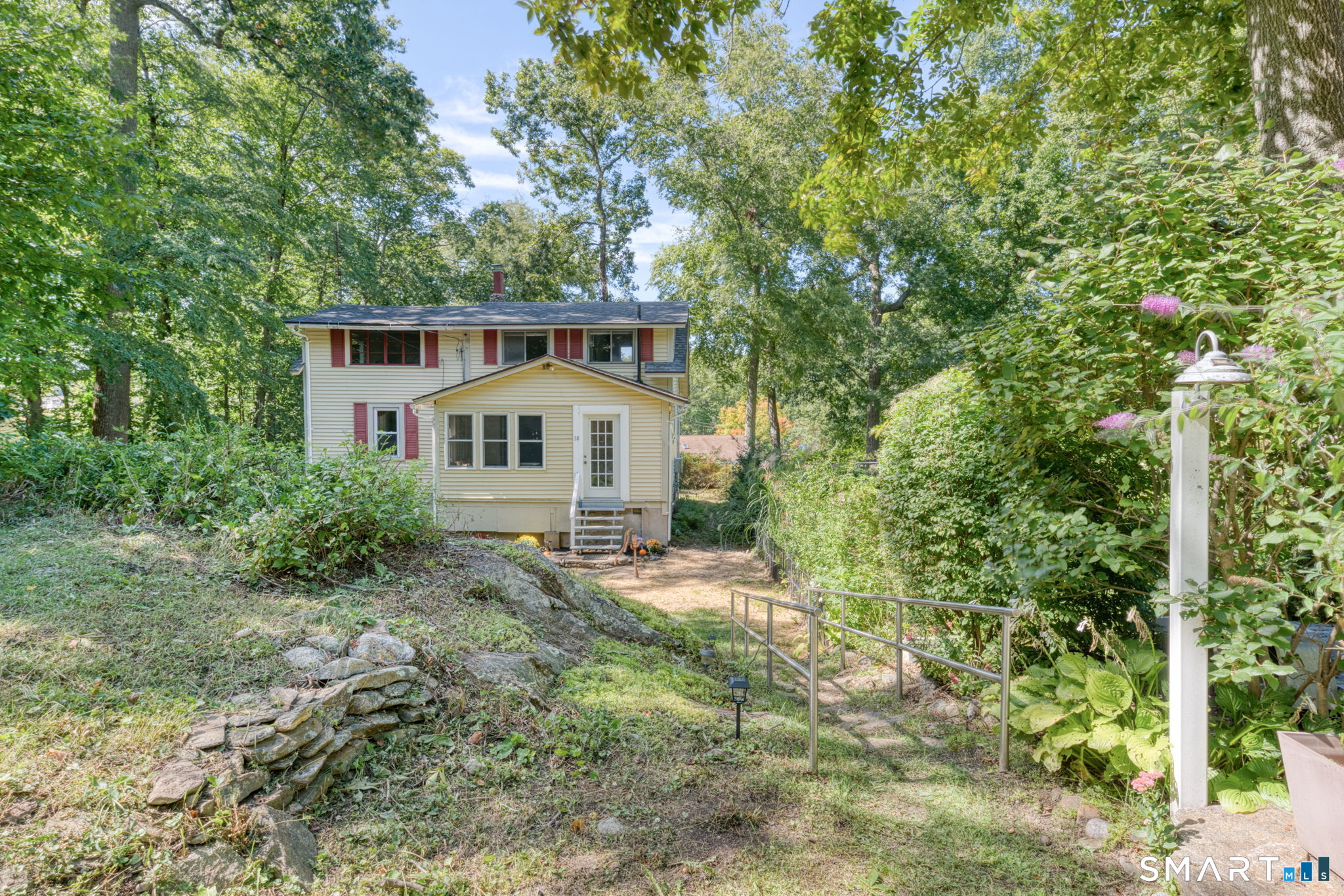 18 Brook Trail East Hampton CT 06424