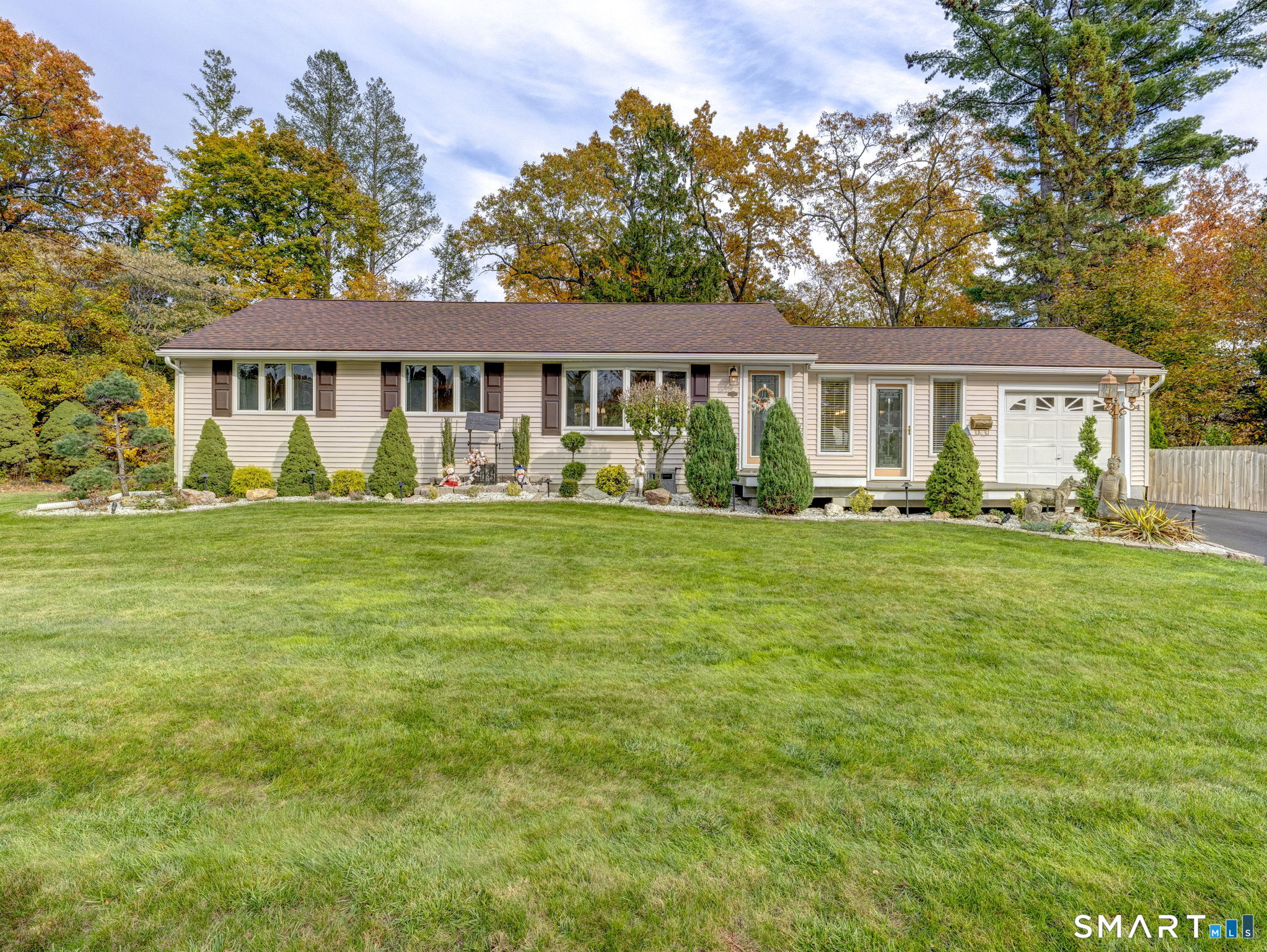 4 Ellis Road Enfield CT 06082
