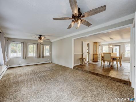4 Ellis Road Enfield CT 06082