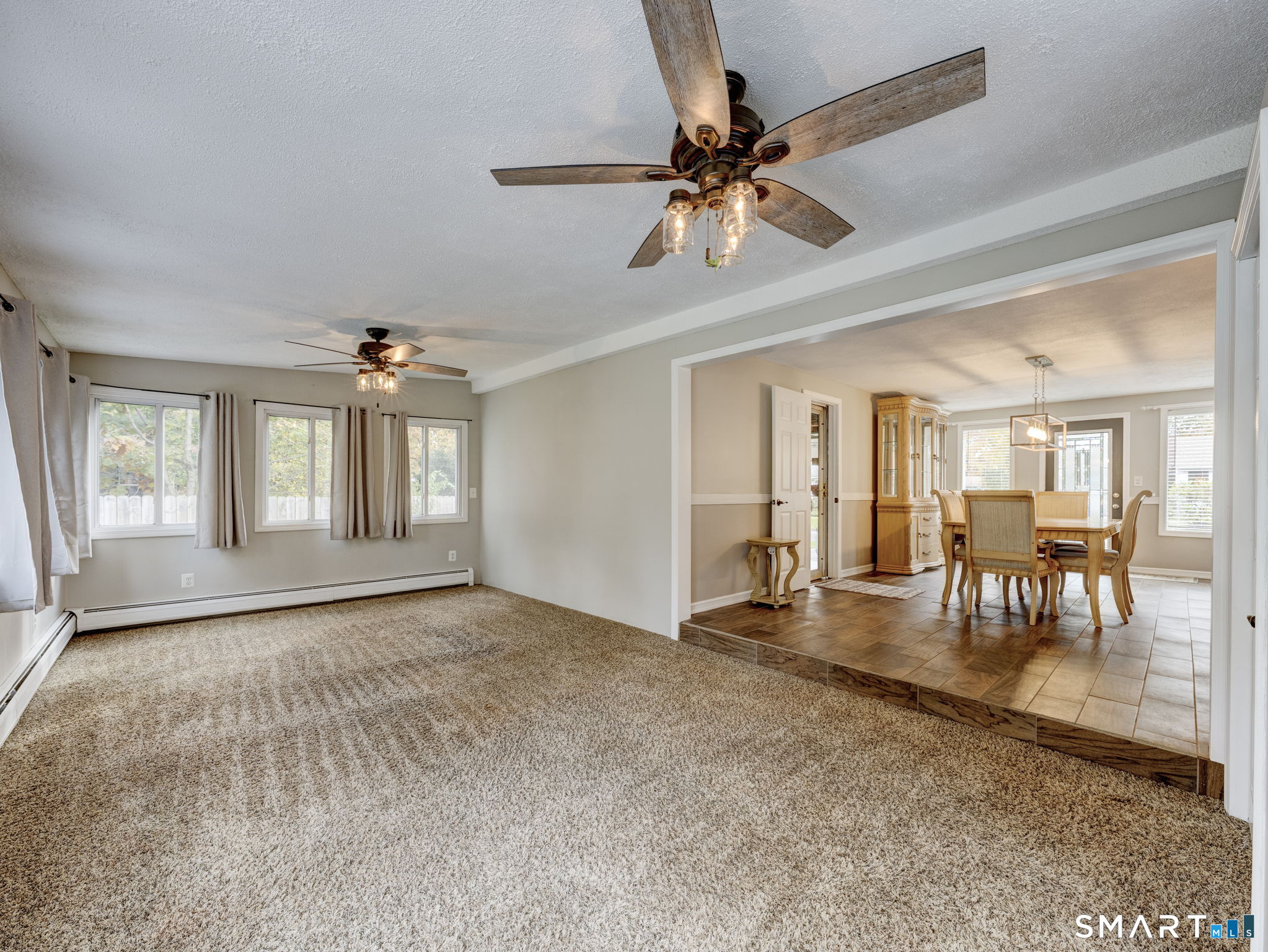 4 Ellis Road Enfield CT 06082