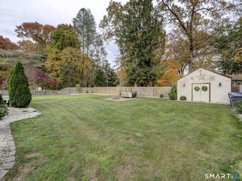 4 Ellis Road Enfield CT 06082