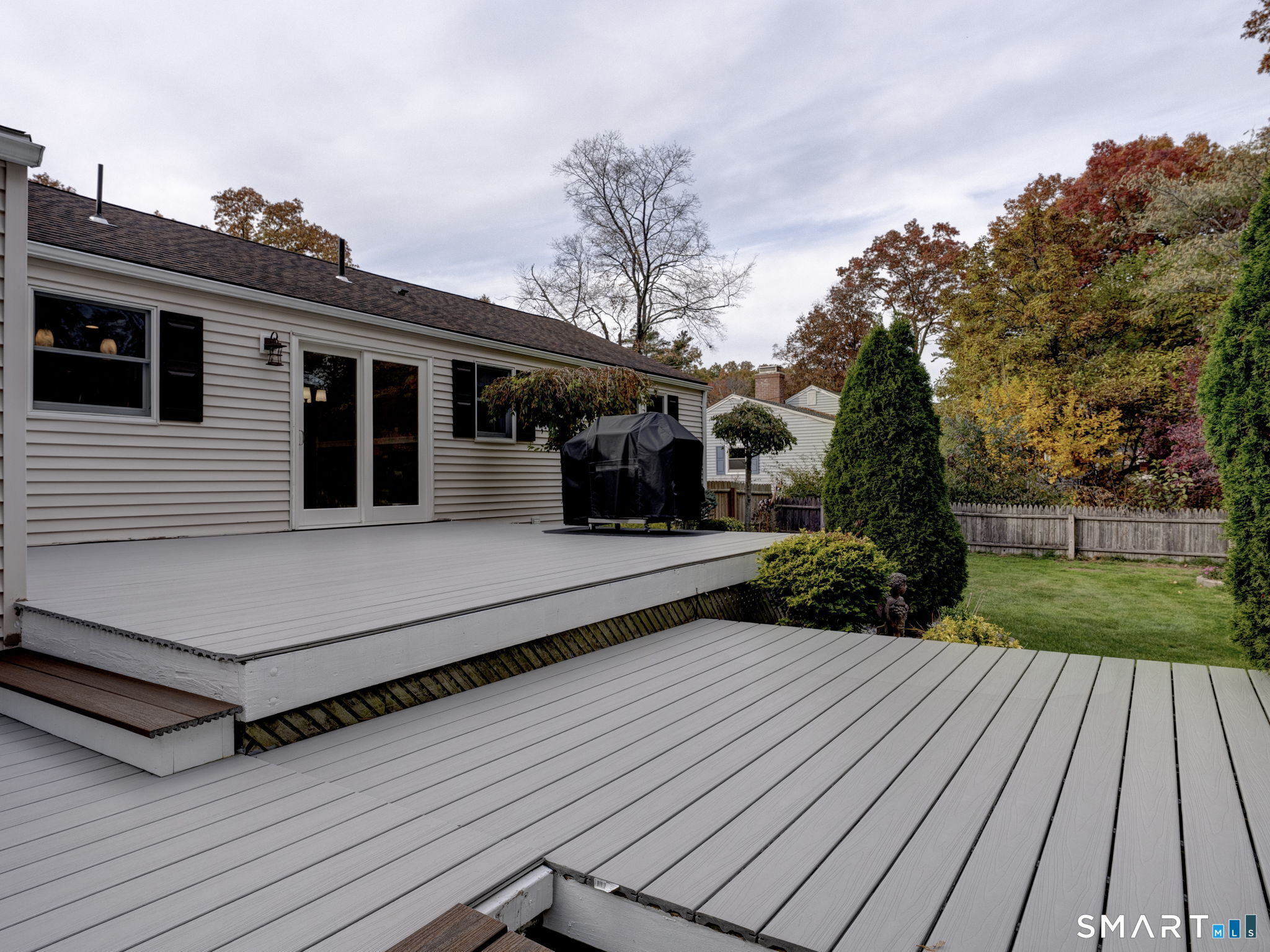 4 Ellis Road Enfield CT 06082