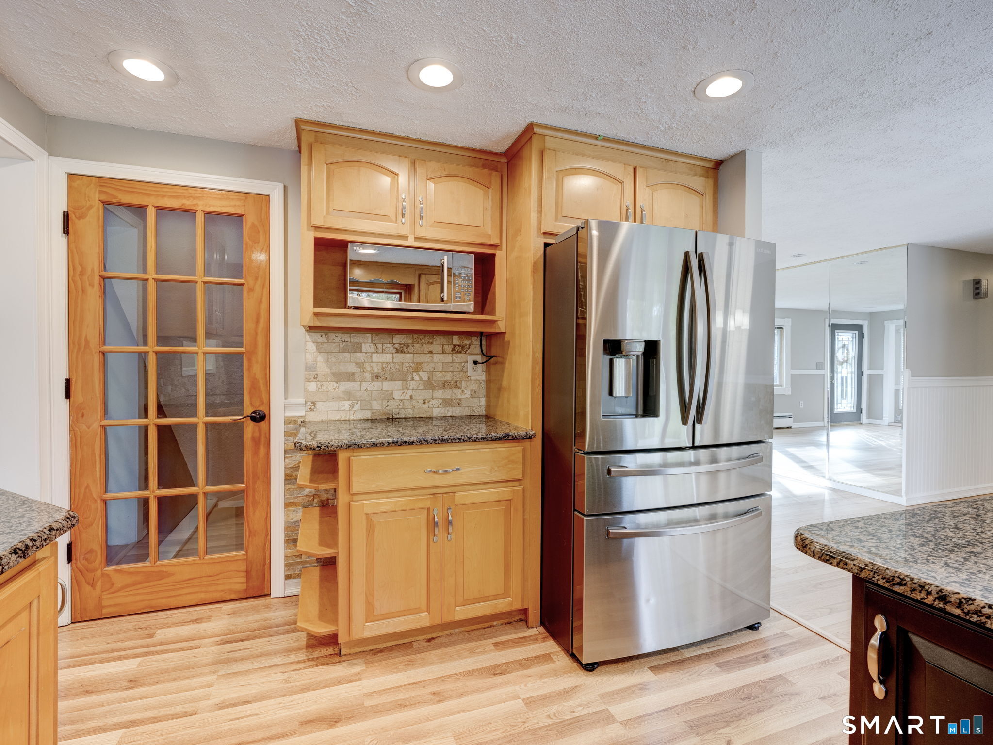 4 Ellis Road Enfield CT 06082