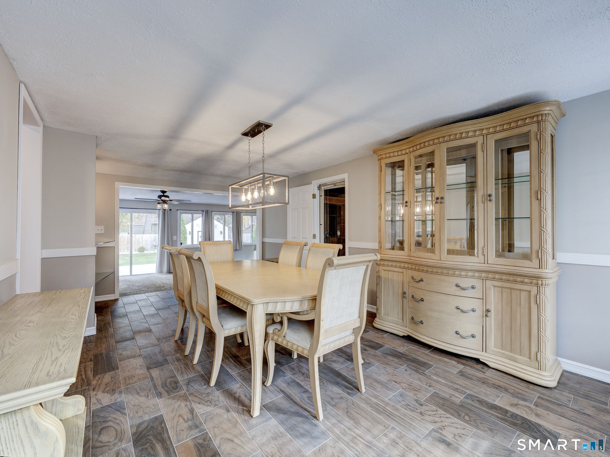 4 Ellis Road Enfield CT 06082