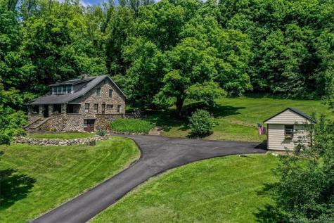 28 Upper Malletts Lane New Milford CT 06776
