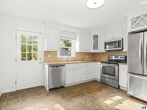 14 Dale Place Stamford CT 06906