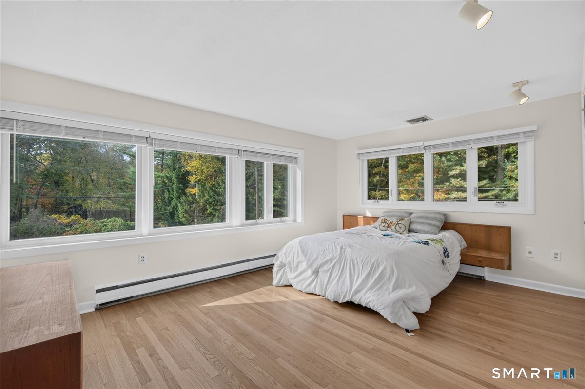 86 Braman Road Waterford CT 06385