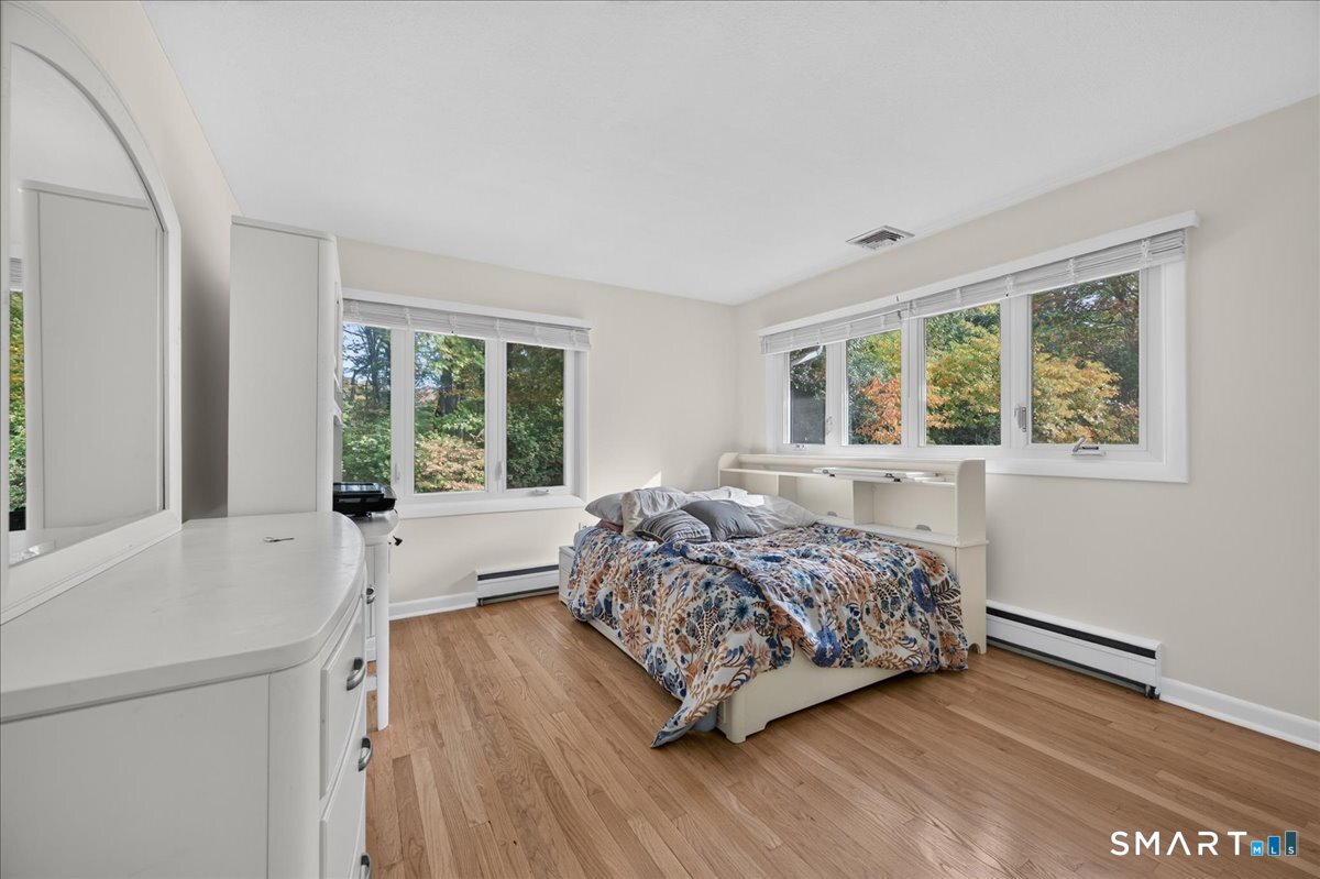 86 Braman Road Waterford CT 06385